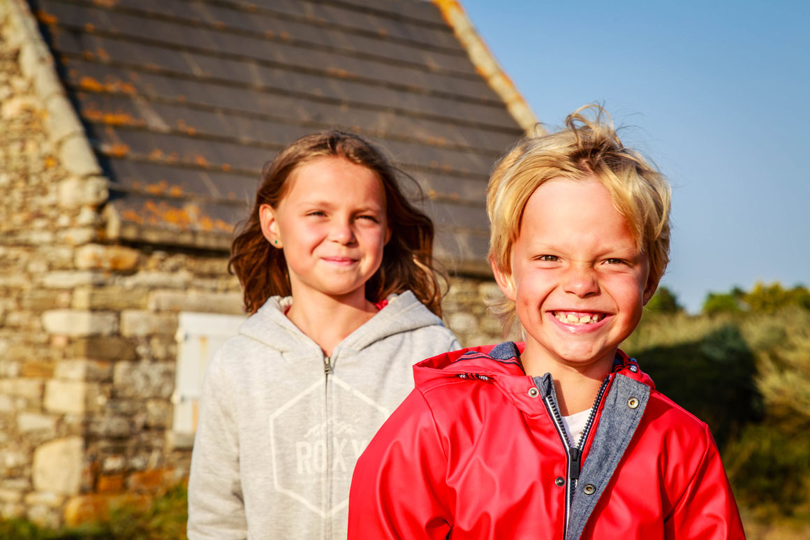 Séance photo portrait familles enfants- Photographe Loire atlantique, Morbihan avec le Photographe Professionnel Nils Dessale