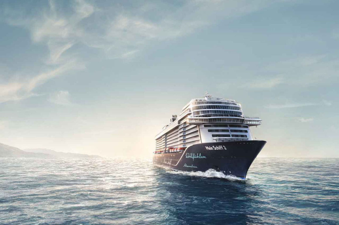 Mein Schiff 2 auf See