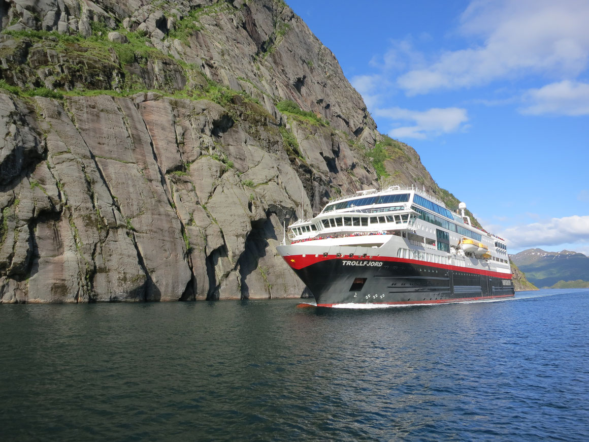 MS Trollfjord (MS Maud) Hurtigruten