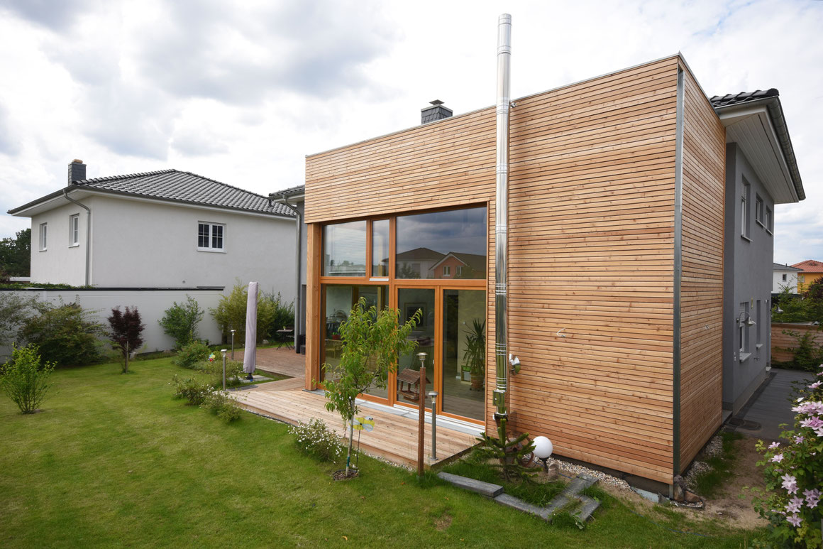 bauzeit berlin, Projektleitung, holzanbau berlin-karlshorst, Holzanbau mit Treppe und Umbau des Hauses