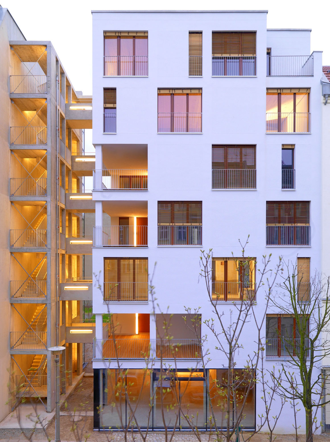 Bauzeit berlin GmbH, neubau 7-stöckiges holzhaus berlin-prenzlauer berg, Bauleitung, Ausschreibung, Vergabe und Bauleitung aller Gewerke, Umsetzung der Planung, Qualitäts- und Bauzeitüberwachung, Aufmaß, Abnahmen und Prüfungen, Gewährleitungsmanagment