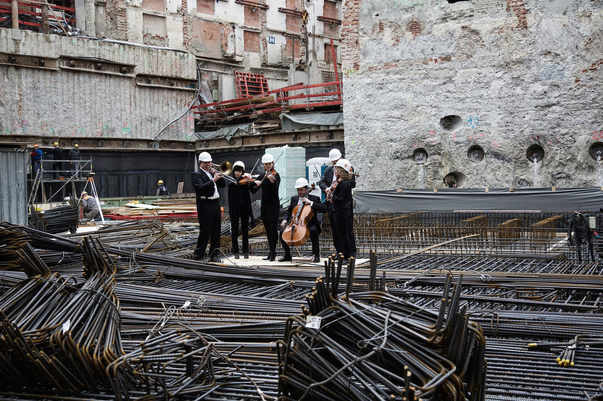 Das Orchester des Staatstheaters am Gärtnerplatz gehört zu den bedeutenden Orchestern Münchens. Entsprechend dem Profil des Gärtnerplatztheaters, das Musiktheater in all seiner Vielfalt zu zeigen, reicht das Repertoire des Orchesters vom Barock bis zu zei