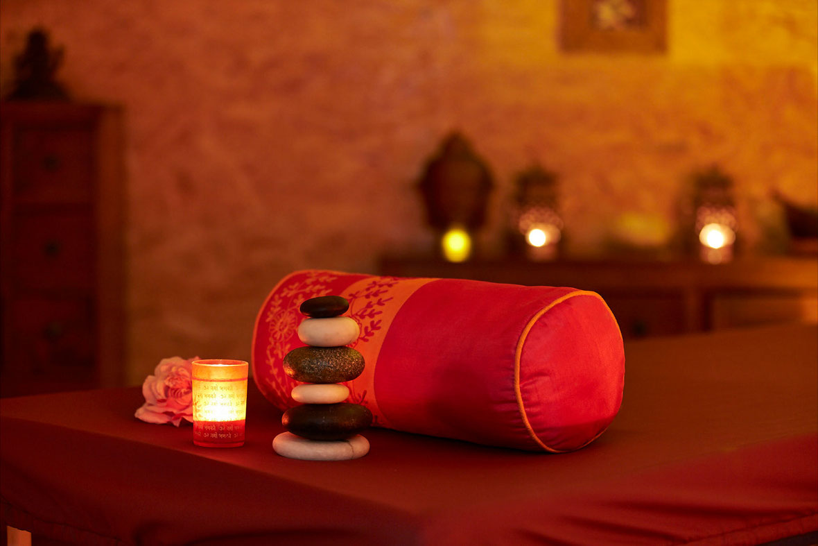 Abhyanga Ganzkörpermassage AMMA AYURVEDA MassagePraxis für