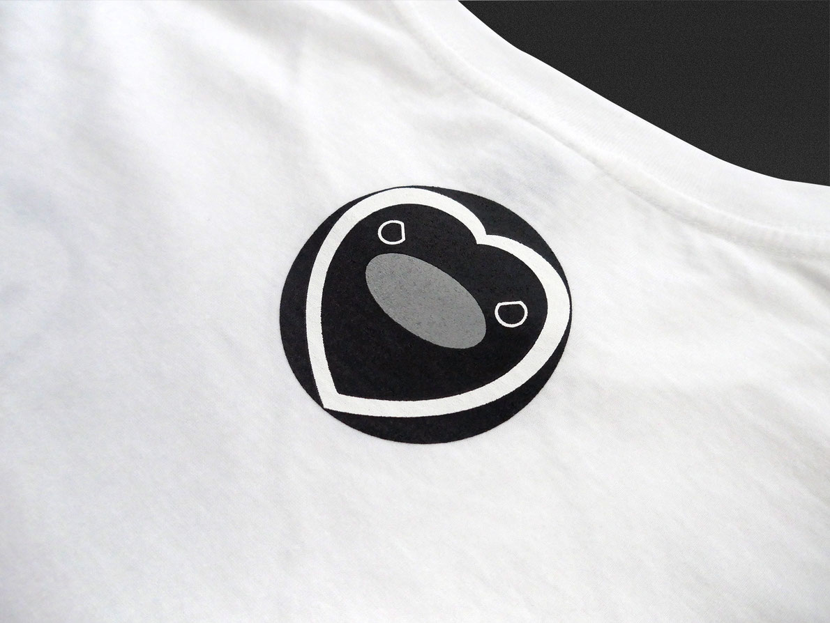 オリジナルTシャツ ペンギン ゴルフボール Fly 背面デザイン