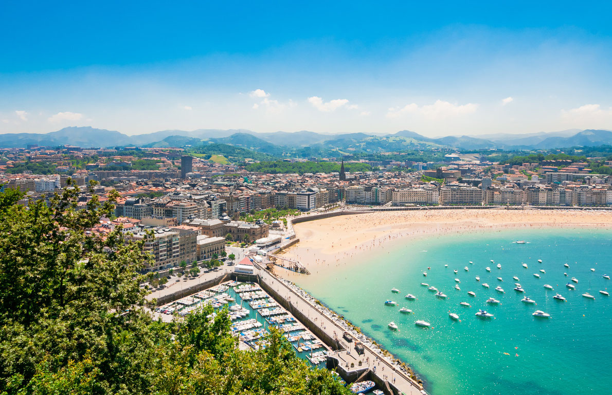 Best beaches in Europe -  San Sebastian Copyright Alexander Demyanenko - European Best destinations