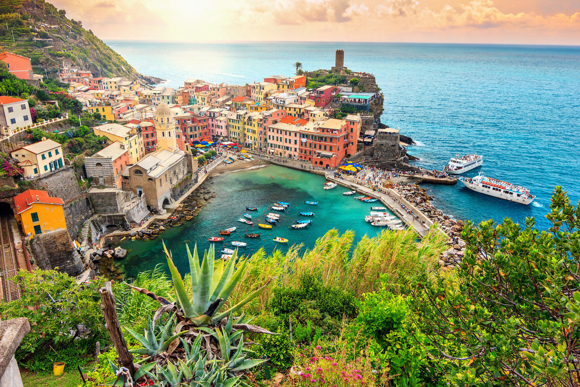 Cinque-Terre-best-romantic-destinations-in-europe