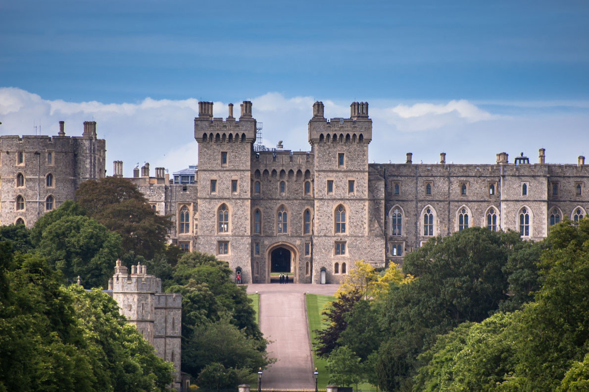 Best things to do in England - Windsor Castle copyright kozer - European Best Destinations