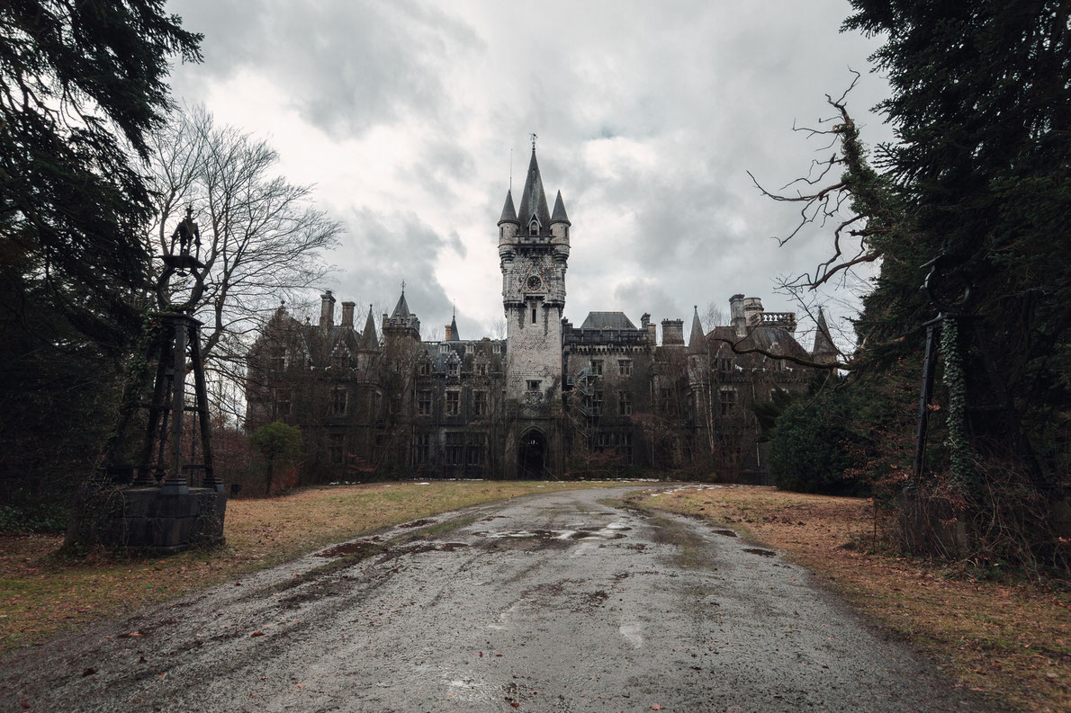 Top abandoned places in Europe -Miranda Castle - Copyright Luuk de Kok - European Best Destinations