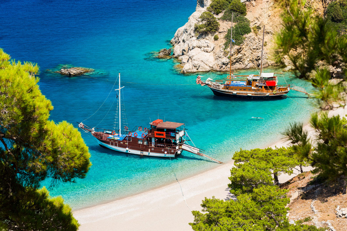 Best beaches in Greece - Apela Beach - Karpathos Island - Copyright EL Lobo - European Best Destinations