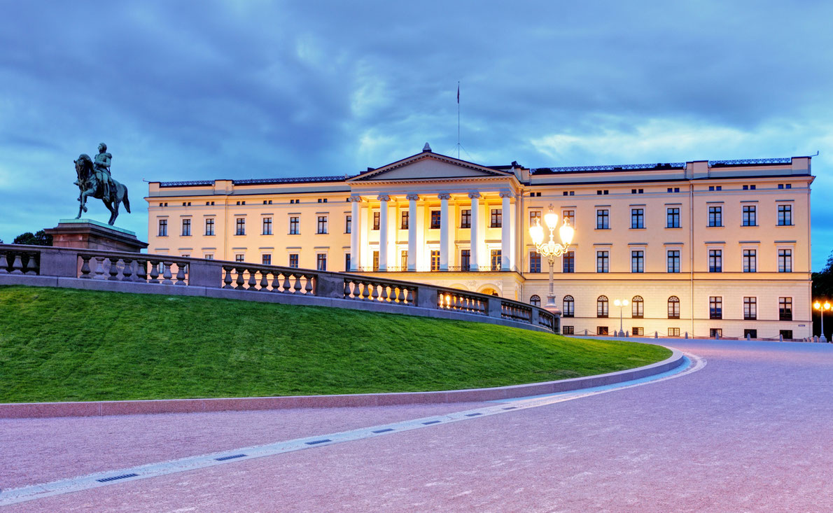 Royal Palaces in Europe - Royal Palace of Oslo Copyright TTstudio - European Best Destinations