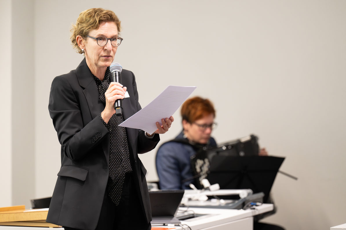 Kathrin Krammer, Rektorin der PH Luzern, betonte an der Feier für den neuen UNESCO-Lehrstuhl: Aktuelle Krisen zeigen, wie wichtig Nachhaltigkeit und politische Bildung für Demokratie und Umweltschutz sind. (Bild: Eveline Beerkircher)
