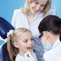 Gesunde Kinderzähne mit Prophylaxe (© Deklofenak - Fotolia.com)
