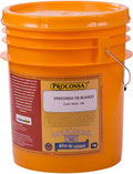 Pintura vinílica blanca de alto poder cubriente para interiores