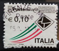 2010 - TIMBRE ITALIE - LETTRE ET COULEUR NATIONALE dessiné par ANTONIO CIABURRO