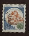 1980 - ITALIE - yt 1448 - Castello Mandefredonico  di Mussomeli dessiné par G. Verdolocco - Oblitéré 0.10 c