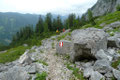 Nun war es nicht mehr weit, die Männertour 2011 war bald zu Ende. Vorbei an der „Krautgartenhütte (1260m)" …