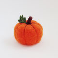 ハロウィン109　羊毛かぼちゃ　S 130Φ120H　￥500 
