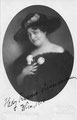 Hedy Iracema-Brügelmann, Autogrammkarte, Wien, 1918 (privates Familienarchiv, Foto aus dem Atelier Setzer, Wien)