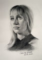 Anmutige Portrait mit Kohle, Kohlezeichnung, Erhabene Portrait in Zeichenkohlen, Portraitkunst im Auftrag, Cecily Park