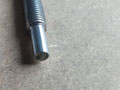 Die Gewindestange wird auf 8mm gefeilt...