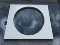 ...wird in die Platte mit einem 300mm Loch...