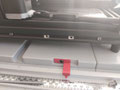 Das Gehäuse wird seitlich auf den 3D-Drucker an die Aluprofilen...