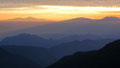 「朝日射し込み」八千穂高原 / 松田：朝日が昇り雲間からの斜光がきれいでした/八千穂より奥多摩山塊を！