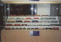 Die Vitrine "Güterverkehr am Brenner" von Günther Raich