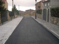 Calle recién asfaltada