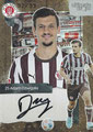 Trading Card 25: Adam Dzwigala (Rote Parallel 92/99); On-Card Signature (Aktueller Kader); UltimateDropz