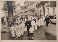 Cresimandi in processione dalla Chiesa SS. Annunziata alla Parrocchia S. Francesco - 1966