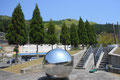 奈良08　宇陀路室生　駅内の球体彫刻