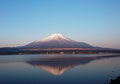 山梨12 富士吉田　山中湖と逆さ富士