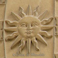 Detalle del primer cuartel del primer escudo, el sol de los Solís
