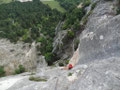 Ausstieg über die rote Rissverschneidung der dir. Sonnenuhrwand (7+)