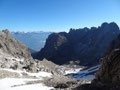 Blick von der Ödkarscharte zur Karlsbaderhütte und der Laserzwand (Südseite)