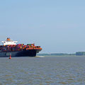 Passing bybig containerships