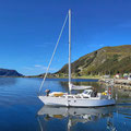 ...where we met sailing friends from Switzerland. They are traveling the norwegian waters for almost 40 years and also spent some winters here.