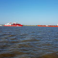 Busy day on the Elbe