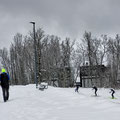 Going for a walk at midday - the people of Tromsø are very sportiv (skiing, running, cycling, cross-country skiing) albeit there is a lo of snow. Some of them go even to work on skis. 