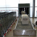 Arrivée sur le tapis roulant, catégorie "bagage hors gabarit"