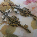 PLL012 Lazo plateado y llave bronce, 6,5cm 