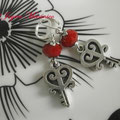 PC024 llave y cuenta cristal roja 