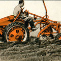 Allis Chalmers G mit Zwischenachsanbauraum (Quelle: AGCO)