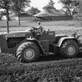 John Deere 8010 Knicklenker Traktor (Quelle: John Deere )