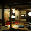 １階座布団カフェ（無料休憩所）