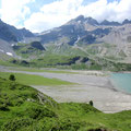 Die mächtige Schwemmebene hinter dem Lac de Salanfe