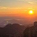 Pünktlich zum Sonnenaufgang auf dem Gipfel der Stäfeliflue