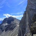 Die imposante Ostwand des Höch Turm und der Ortstock