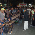 Groupe de musique dans Malioboro Street